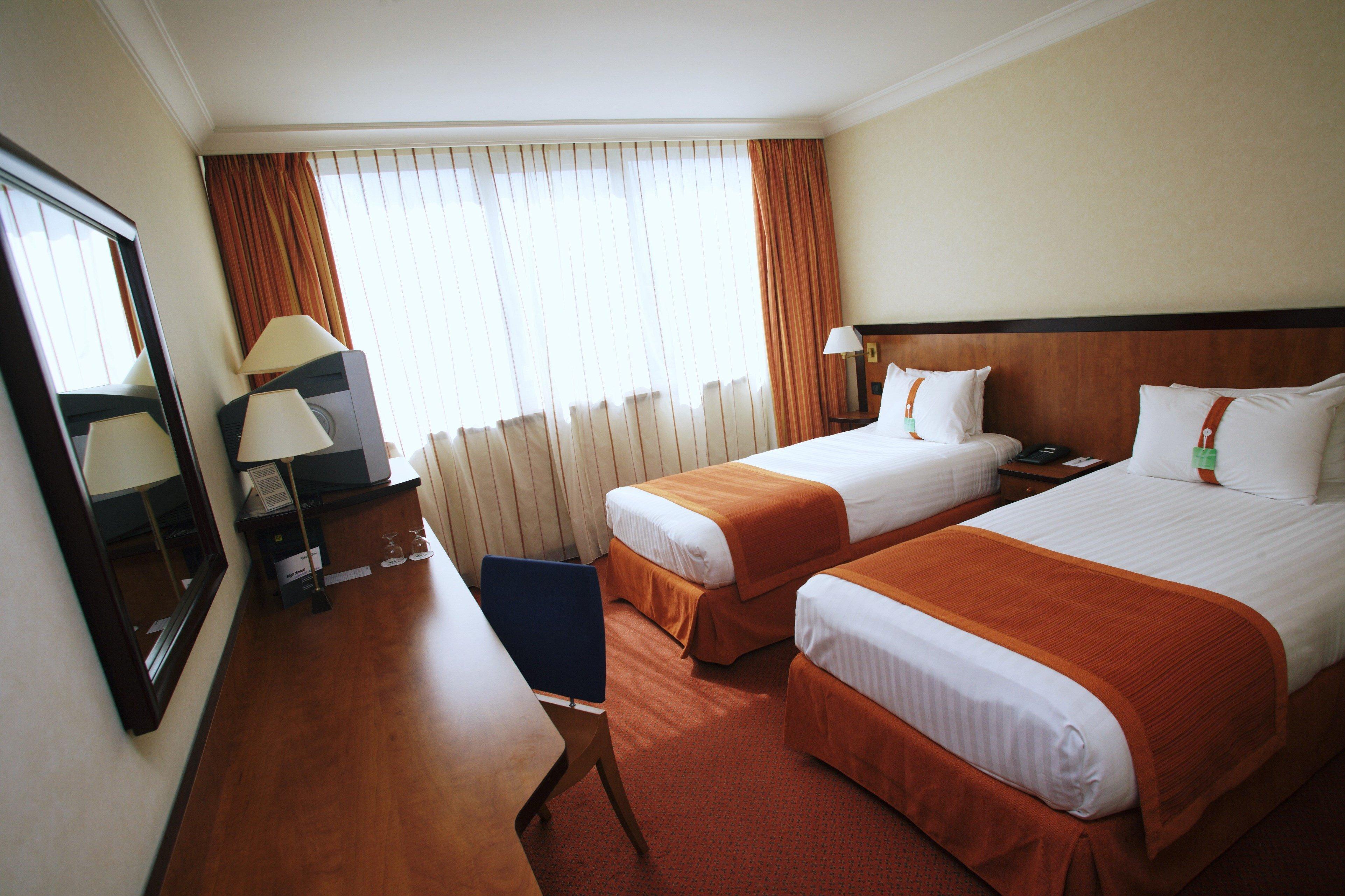 Doubletree By Hilton Paris Bougival 호텔 외부 사진