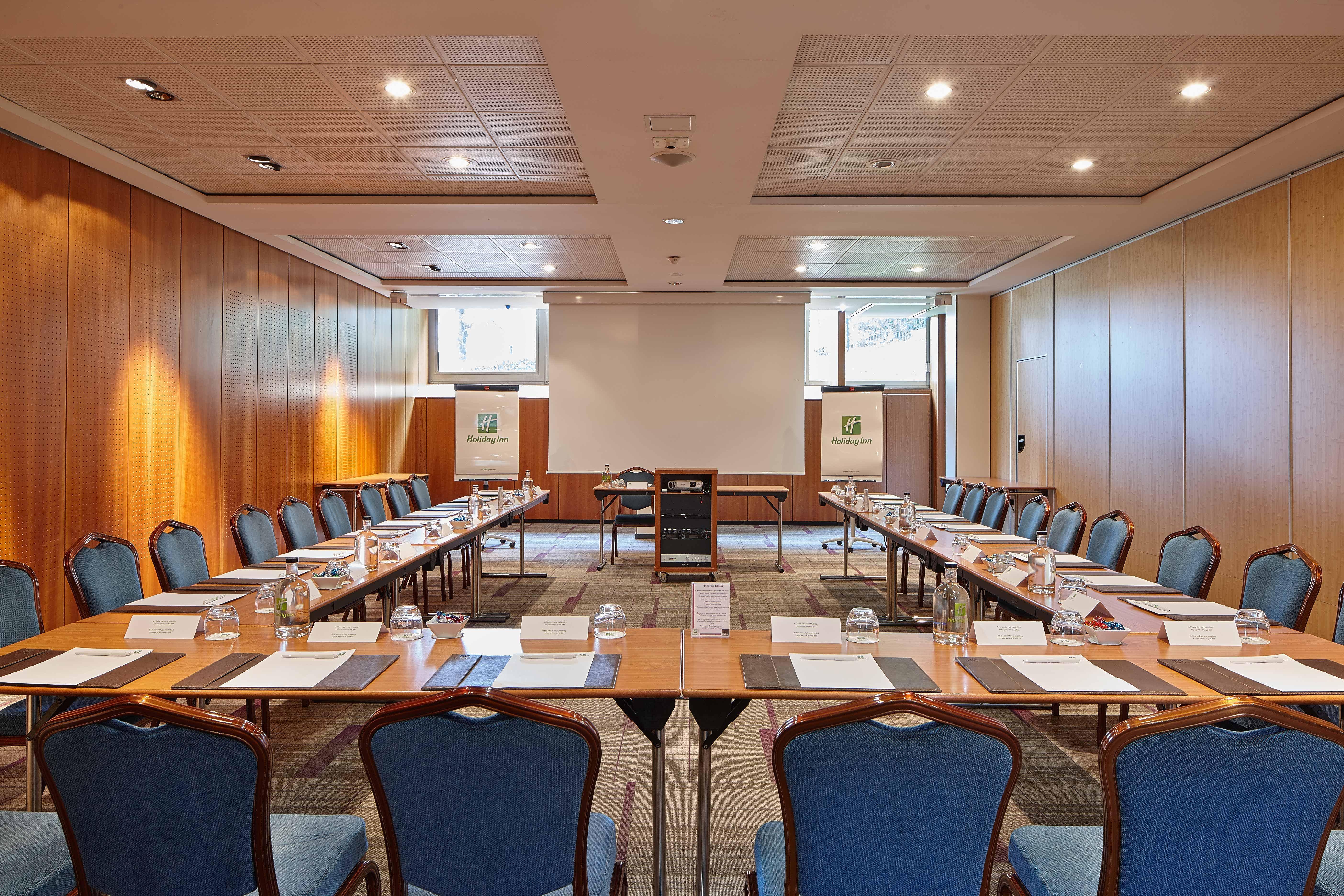 Doubletree By Hilton Paris Bougival 호텔 외부 사진