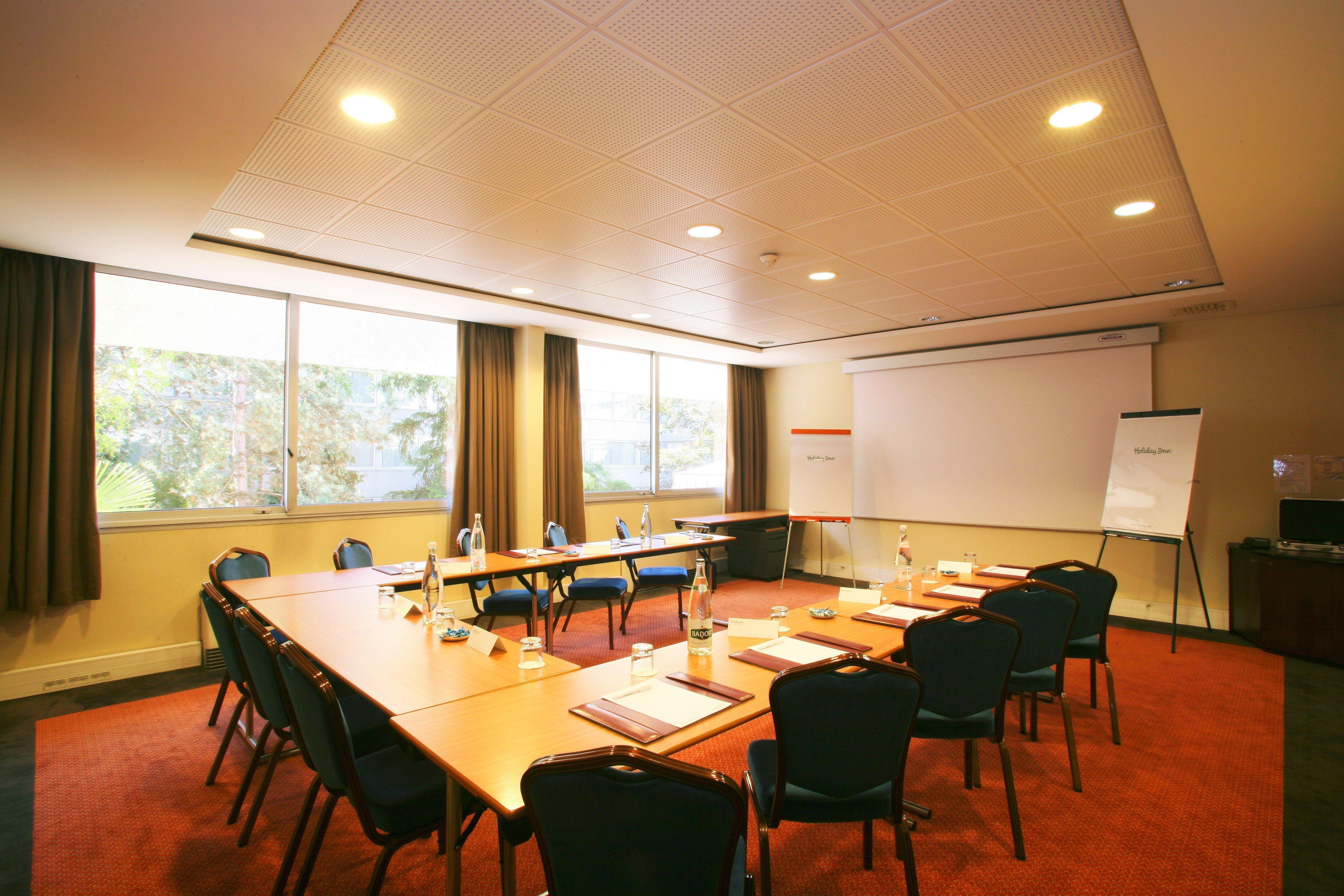 Doubletree By Hilton Paris Bougival 호텔 외부 사진
