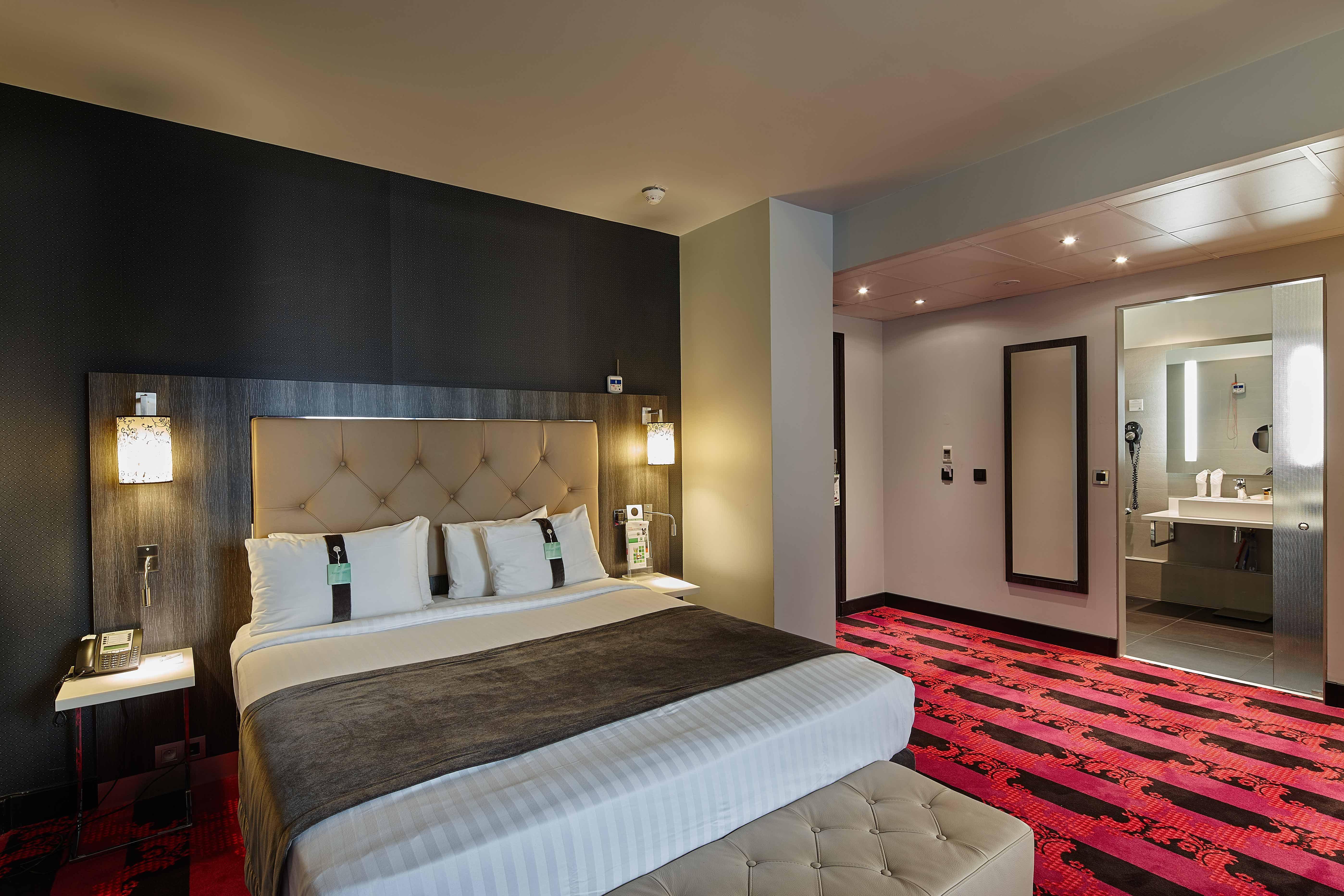 Doubletree By Hilton Paris Bougival 호텔 외부 사진