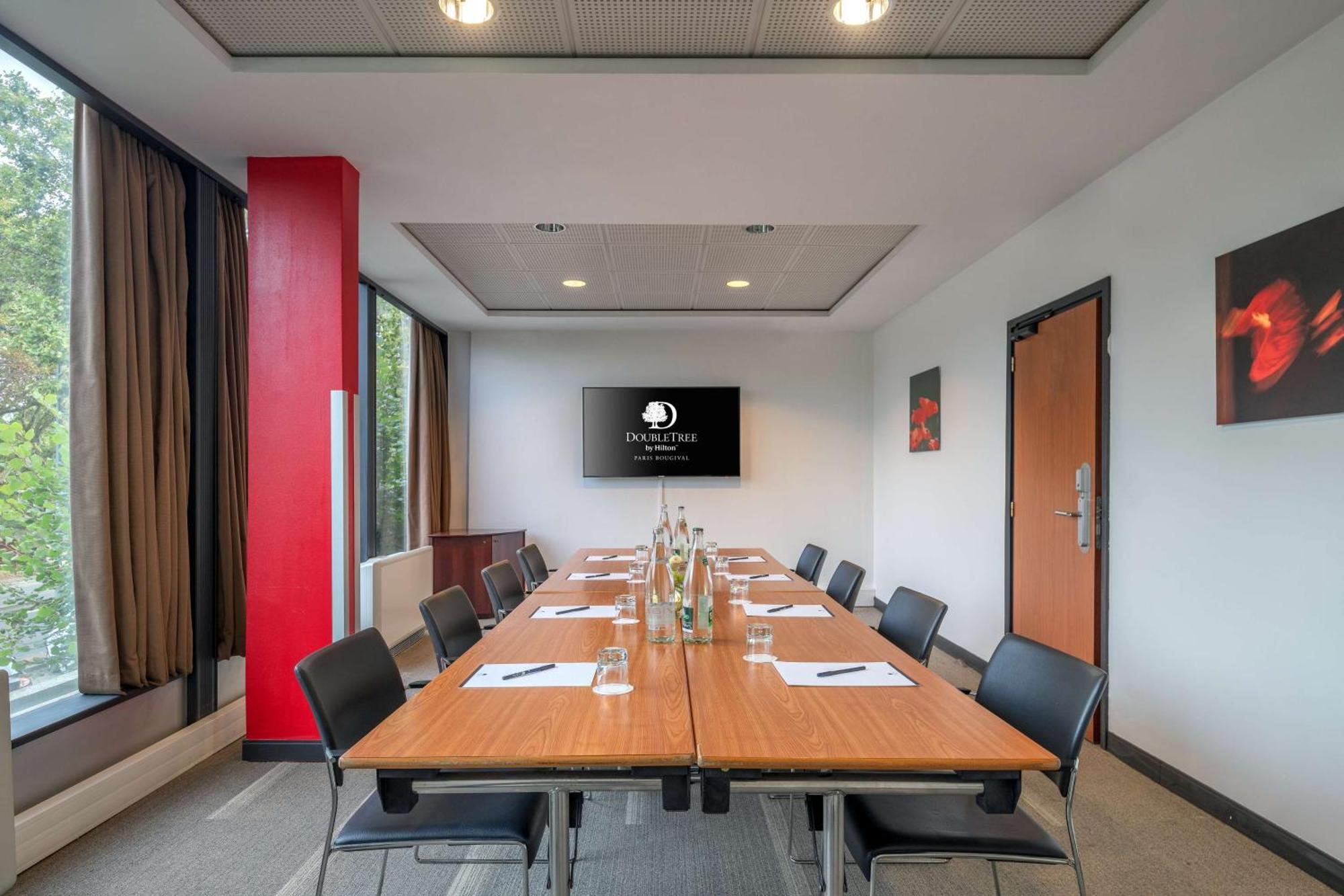 Doubletree By Hilton Paris Bougival 호텔 외부 사진