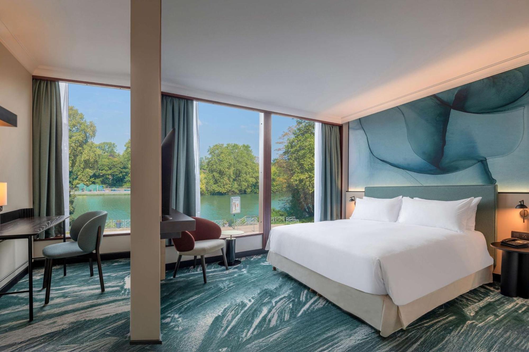 Doubletree By Hilton Paris Bougival 호텔 외부 사진