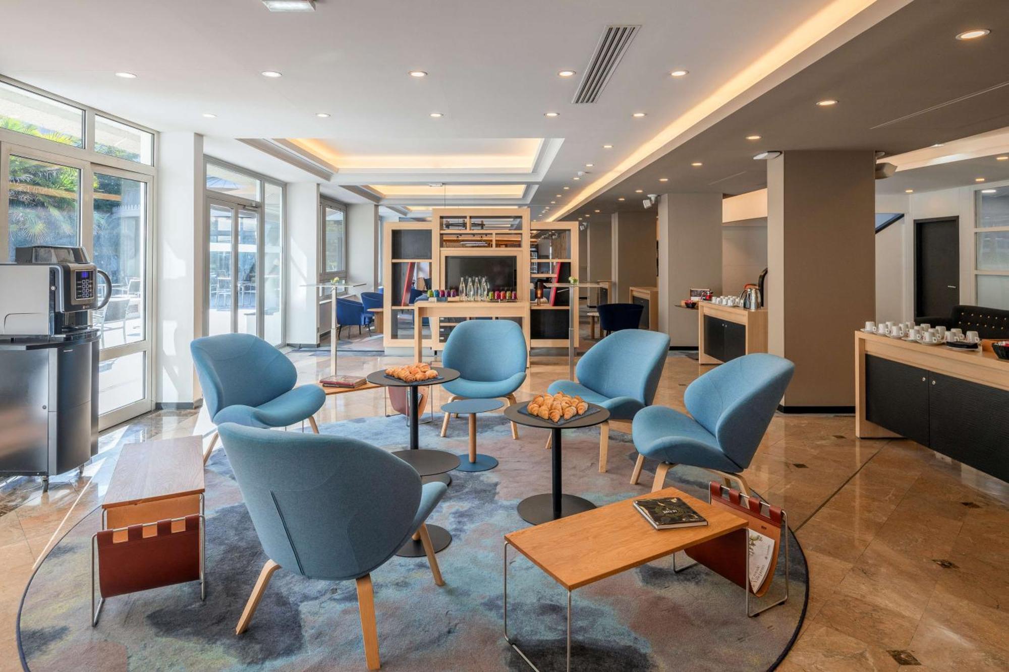 Doubletree By Hilton Paris Bougival 호텔 외부 사진