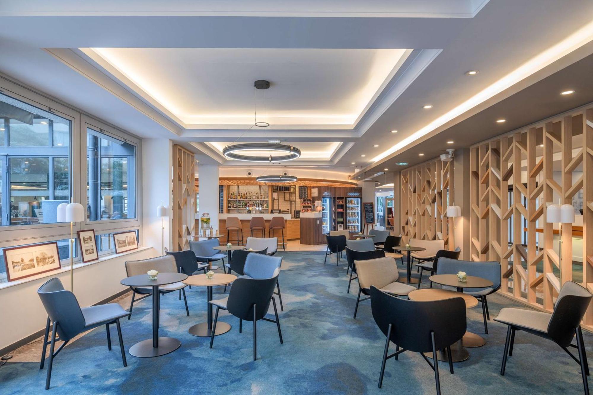 Doubletree By Hilton Paris Bougival 호텔 외부 사진